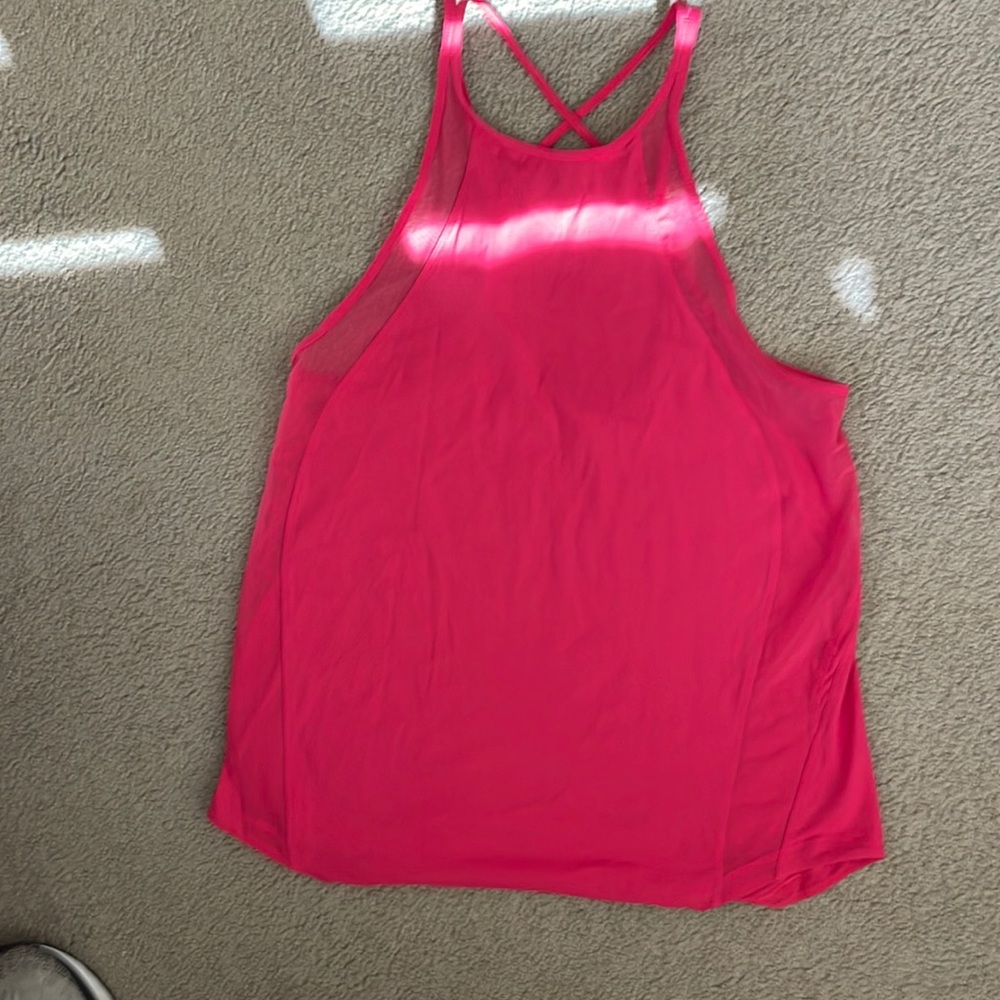 Lululemon tank